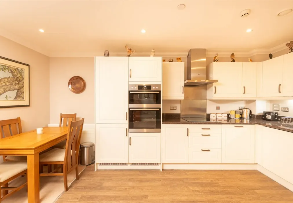 Kitchen - Rowhill Road, Swanley, Kent - Wards of Kent