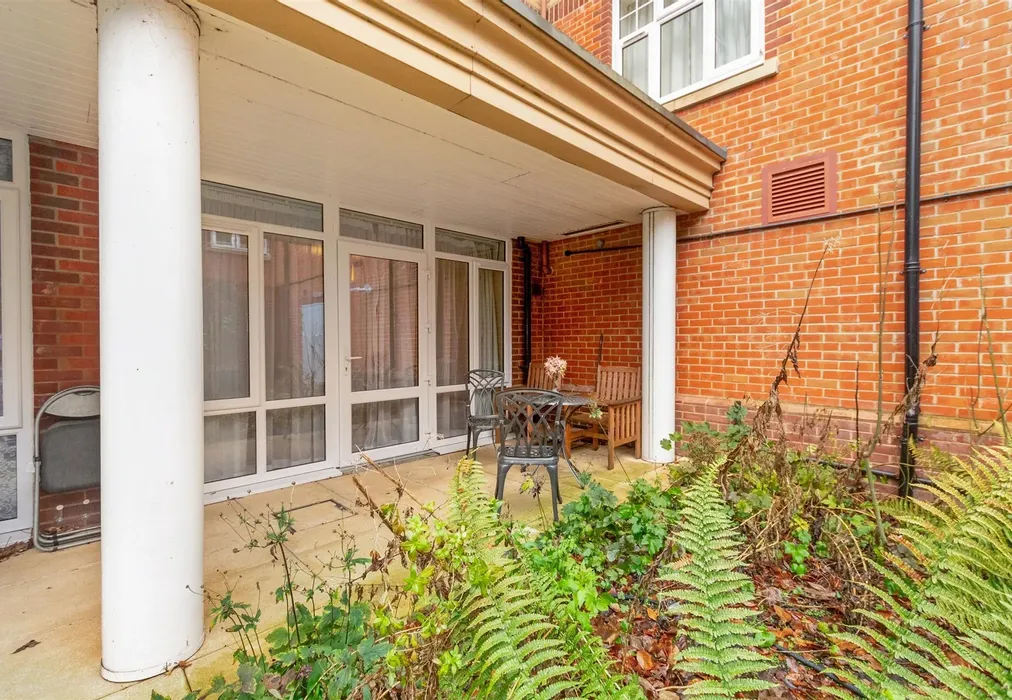 Patio / Decking - Rowhill Road, Swanley, Kent - Wards of Kent