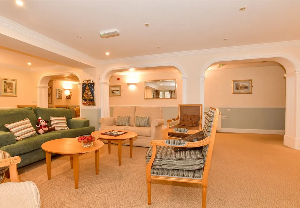 Internal Feature - Queen Street, Arundel, West Sussex - Wards of Kent