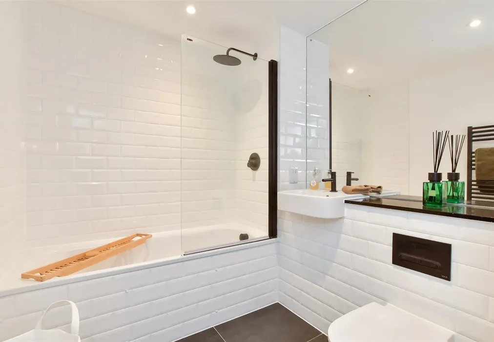 Bathroom - The Furlong, Home X (New Homes), Brighton, East Sussex - Wards of Kent