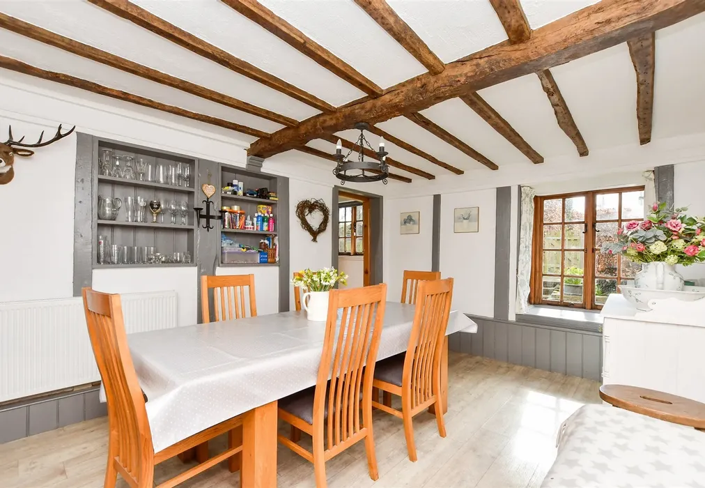 Dining Room - Boars Head, Crowborough, East Sussex - Wards of Kent