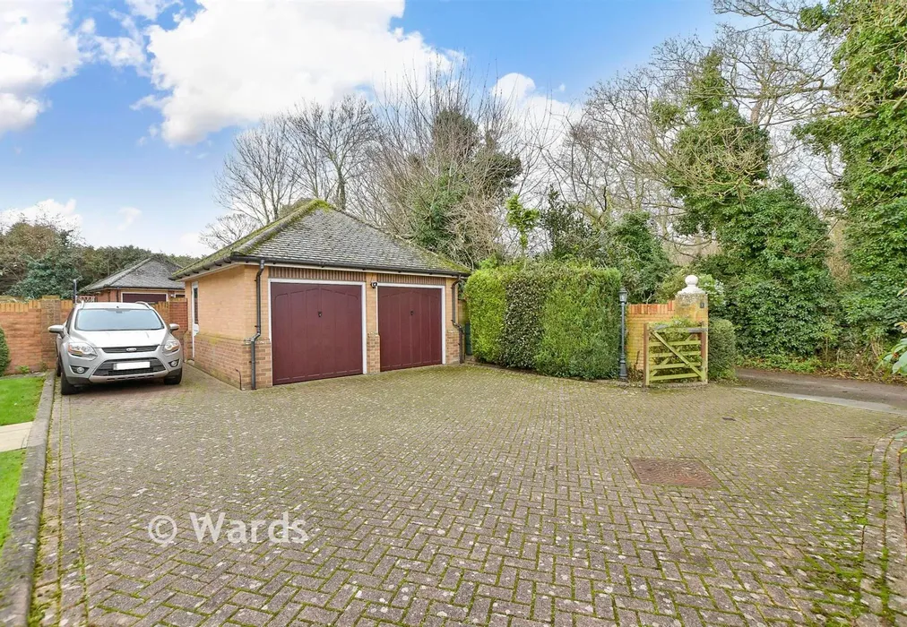 Garage - East Northdown Close, Cliftonville, Margate, Kent - Wards of Kent