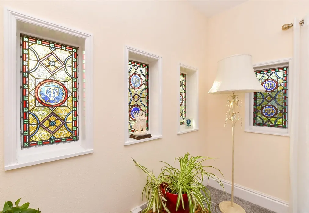 Internal Feature - Southford Lane, Whitwell, Ventnor, Isle of Wight - Wards of Kent