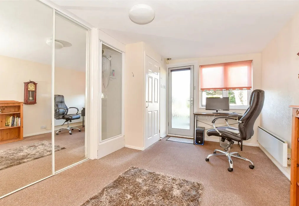 Home Office - Southford Lane, Whitwell, Ventnor, Isle of Wight - Wards of Kent