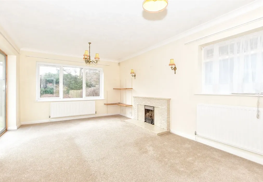 Lounge - Malcolm Road, Tangmere, Chichester, West Sussex - Wards of Kent