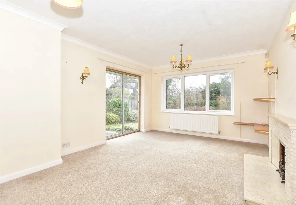 Lounge - Malcolm Road, Tangmere, Chichester, West Sussex - Wards of Kent