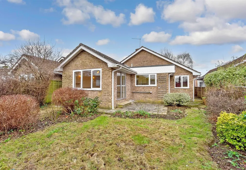 Rear Garden - Malcolm Road, Tangmere, Chichester, West Sussex - Wards of Kent