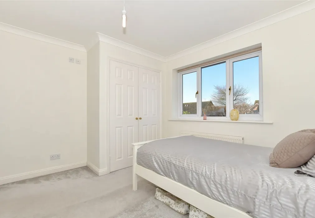 Bedroom 2 - Yeoman Park, Bearsted, Maidstone, Kent - Wards of Kent