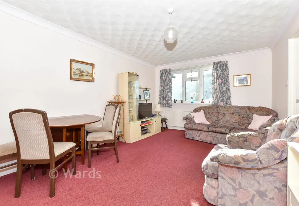 Lounge - St. Peter's Road, Broadstairs, Kent - Wards of Kent