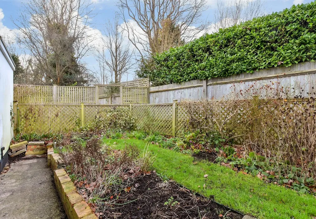 Rear Garden - Alberta Avenue, Sutton, Surrey - Wards of Kent