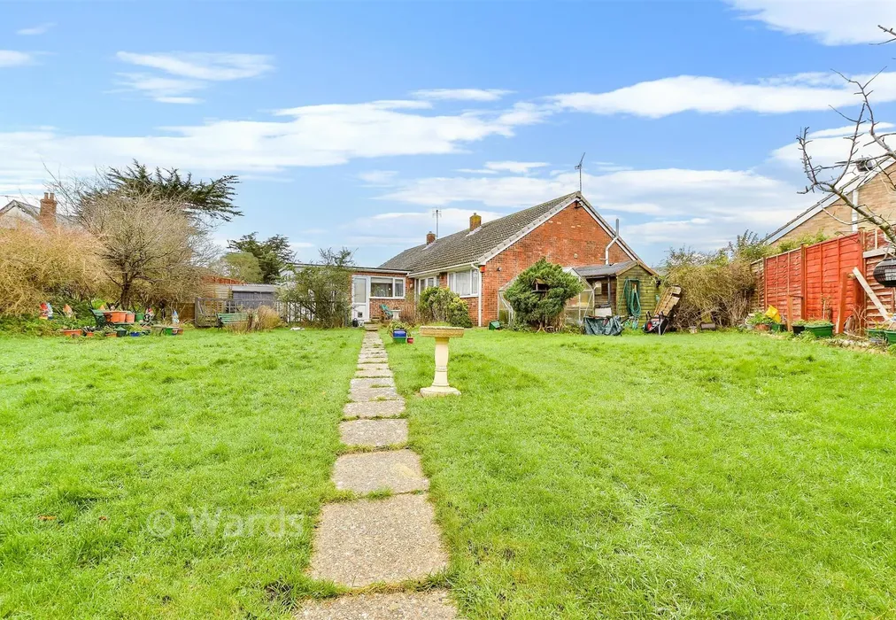 Rear Garden - Ash Grove, Lydd, Romney Marsh, Kent - Wards of Kent