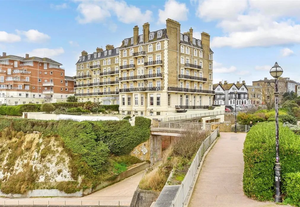 Rear Elevation - Queens Gardens, Broadstairs, Kent - Wards of Kent