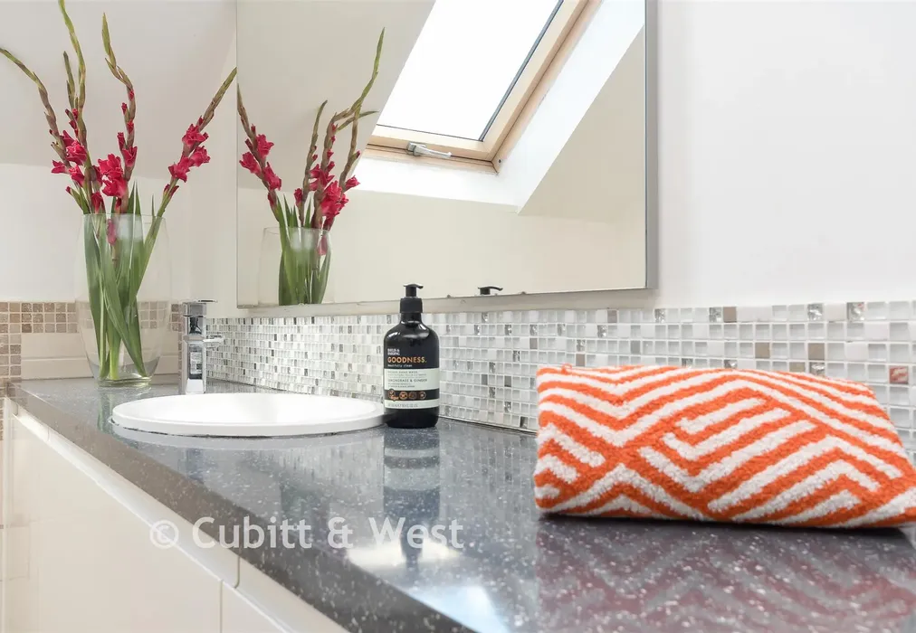 Internal Lifestyle Photograph - Godstone Road, Whyteleafe, Surrey - Wards of Kent