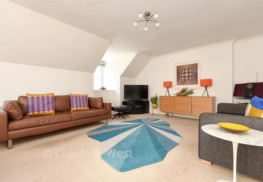 Lounge/Diner - Godstone Road, Whyteleafe, Surrey - Wards of Kent