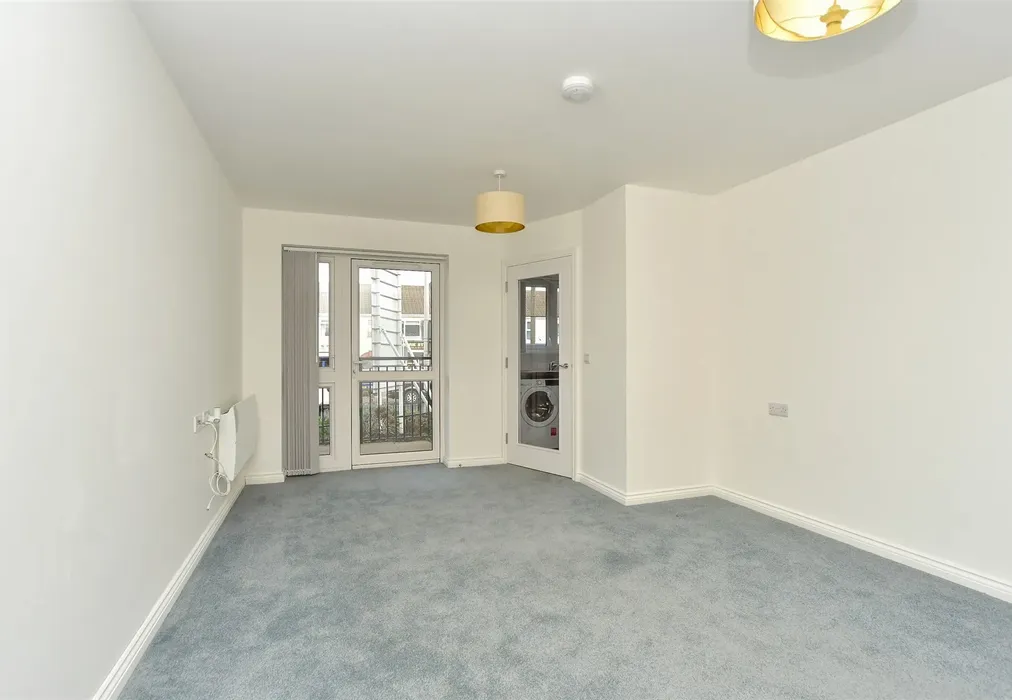 Lounge/Diner - High Street, Rainham, Gillingham, Kent - Wards of Kent