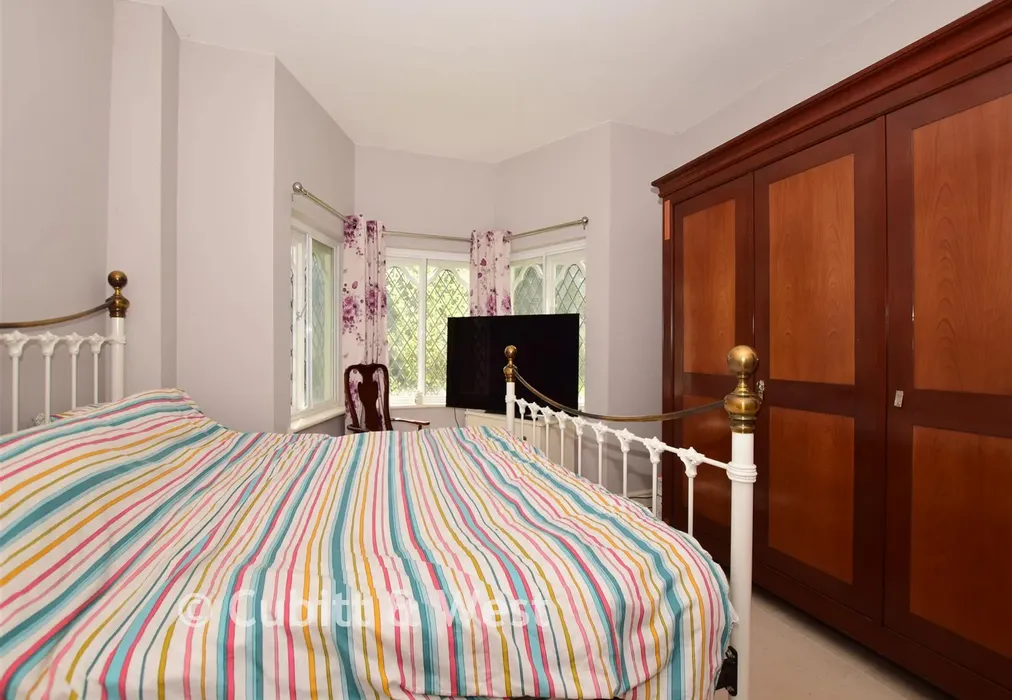 Bedroom 4 - Redehall Road, Smallfield, Surrey - Wards of Kent