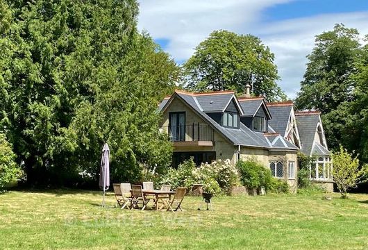 Redehall Road, Smallfield, Surrey - Wards of Kent