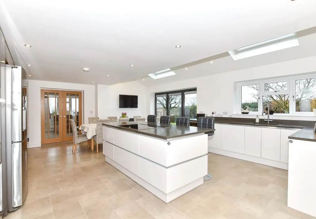 Kitchen/Diner - Cowdrey Close, Maidstone, Kent - Wards of Kent