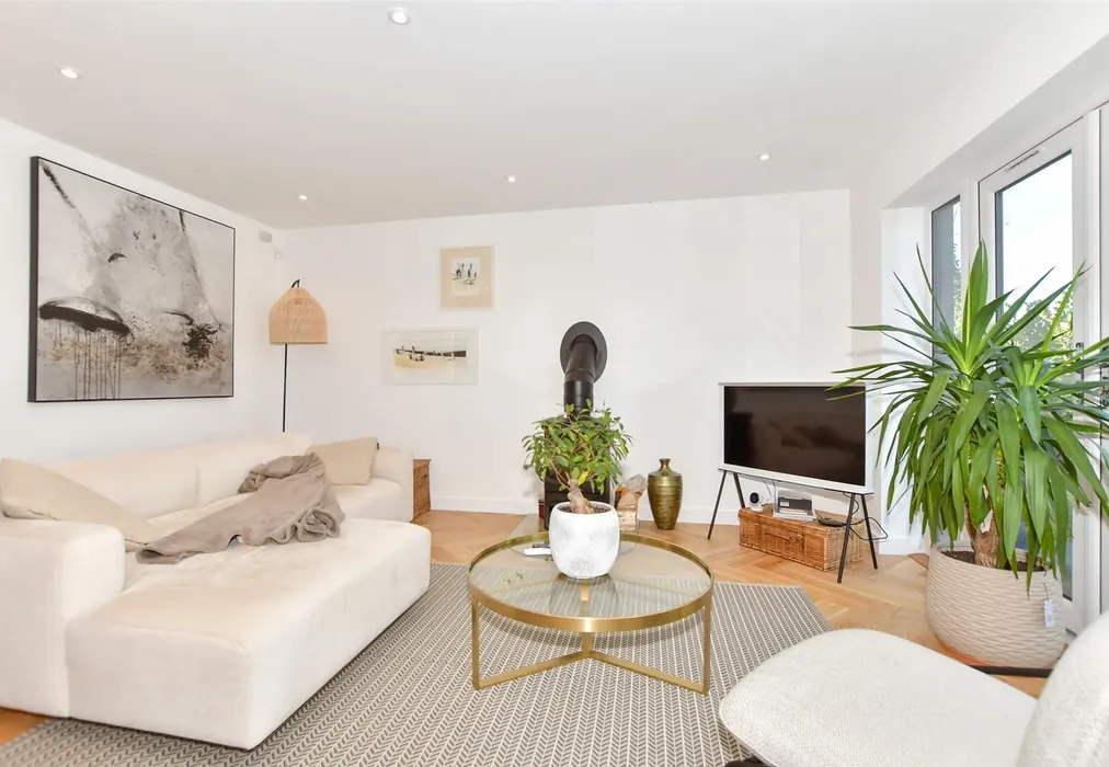 Lounge/ Kitchen - Canterbury Road, Lydden, Dover, Kent - Wards of Kent