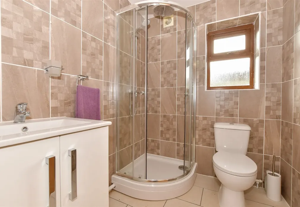 Shower Room - Canteen Road, Ventnor, Isle of Wight - Wards of Kent