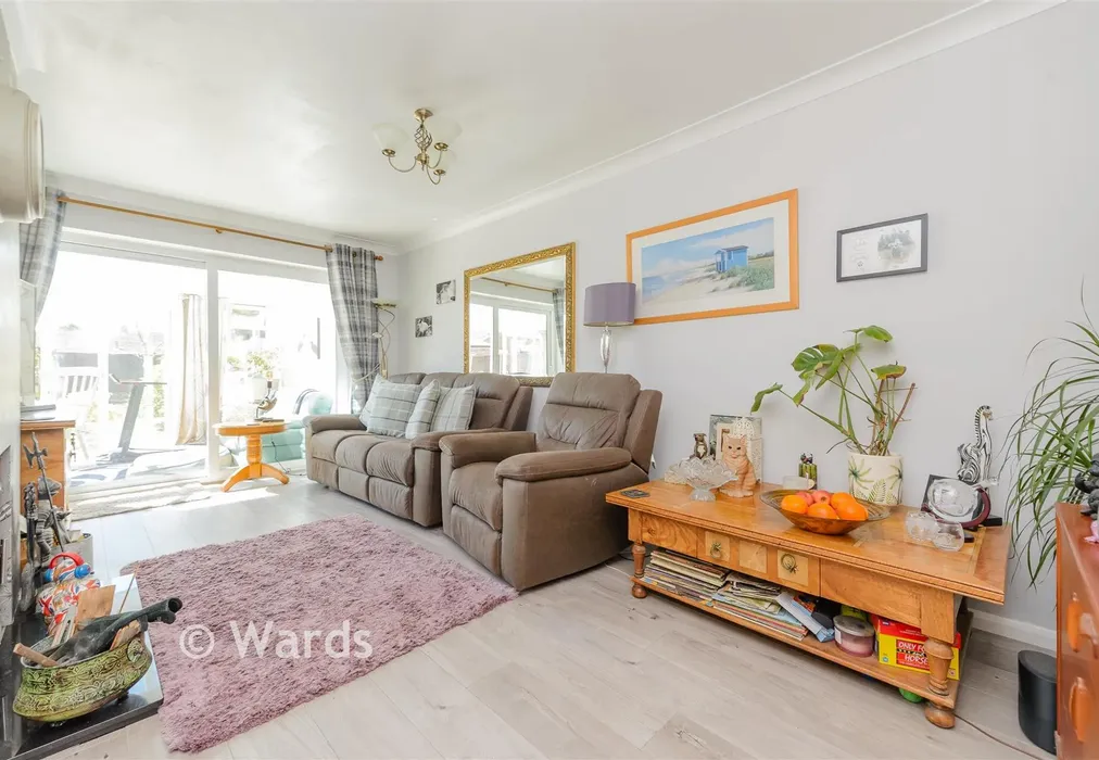 Lounge - Multon Road, West Kingsdown, Sevenoaks, Kent - Wards of Kent
