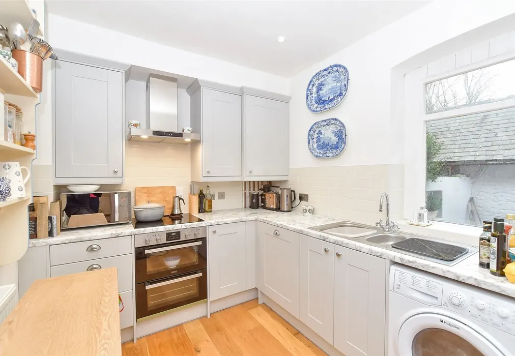 Kitchen - Ford Lane, Ford, Arundel, West Sussex - Wards of Kent