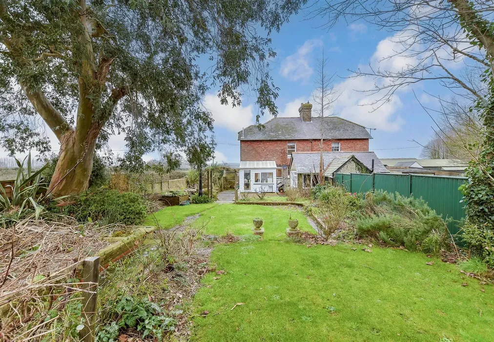 Rear Garden - Ford Lane, Ford, Arundel, West Sussex - Wards of Kent