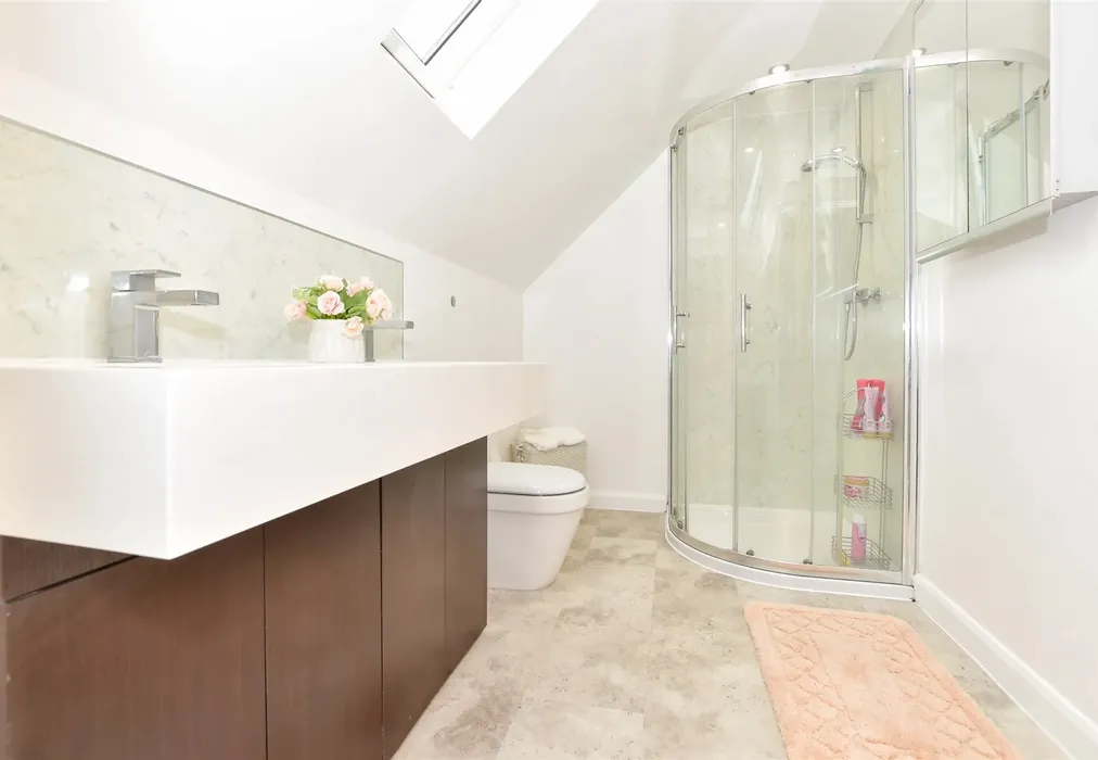 En-Suite Shower Room - Maidstone Road, Staplehurst, Kent - Wards of Kent