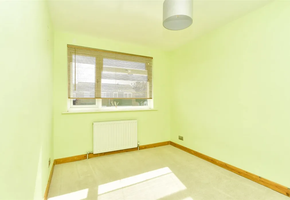 Bedroom 2 - Blythe Close, Sittingbourne, Kent - Wards of Kent