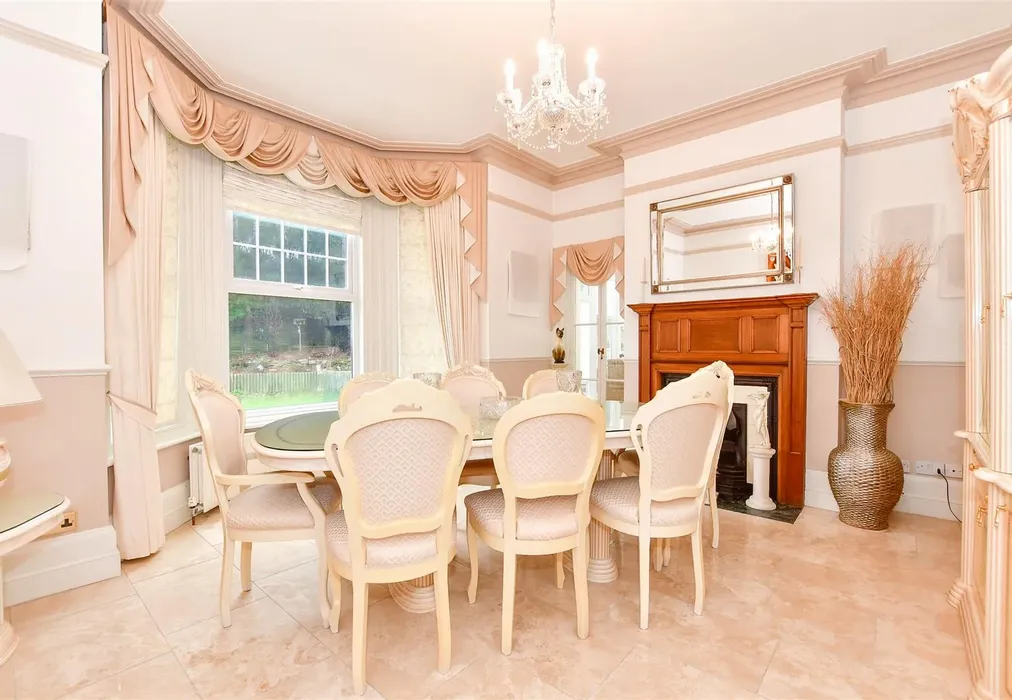 Dining Room - Old Park Avenue, Dover, Kent - Wards of Kent