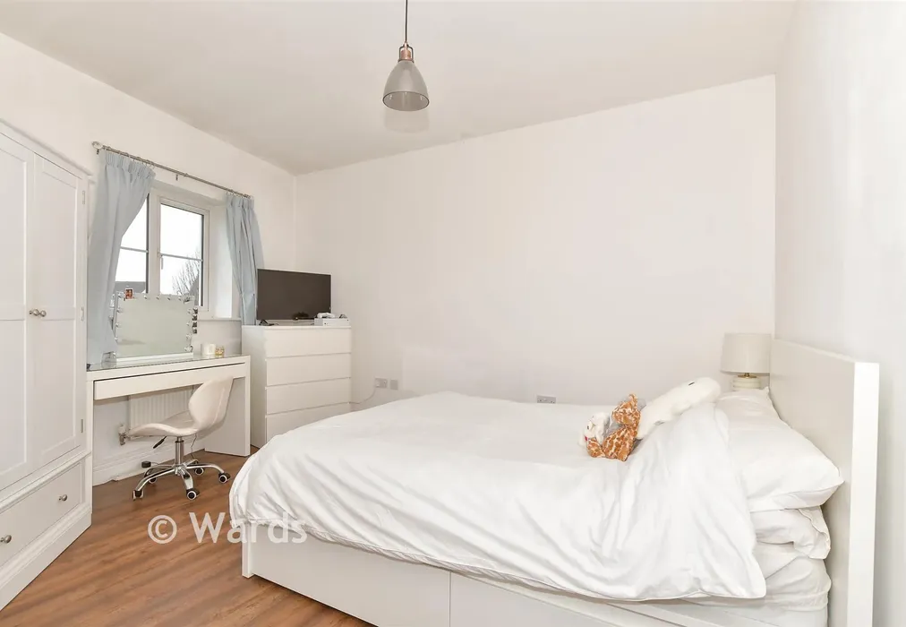 Bedroom 2 - Baryntyne Crescent, Rochester, Kent - Wards of Kent