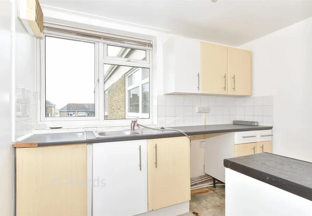 Kitchen - Lodge Hill Lane, Chattenden, Rochester, Kent - Wards of Kent