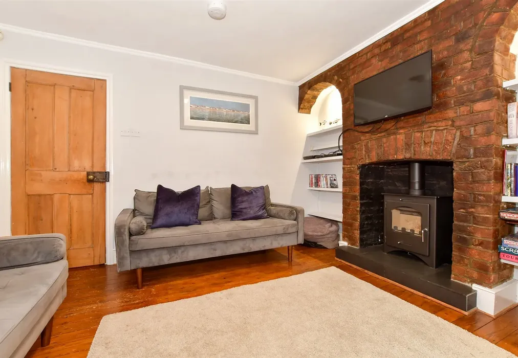 Lounge - The Rise, Kingsdown, Deal, Kent - Wards of Kent