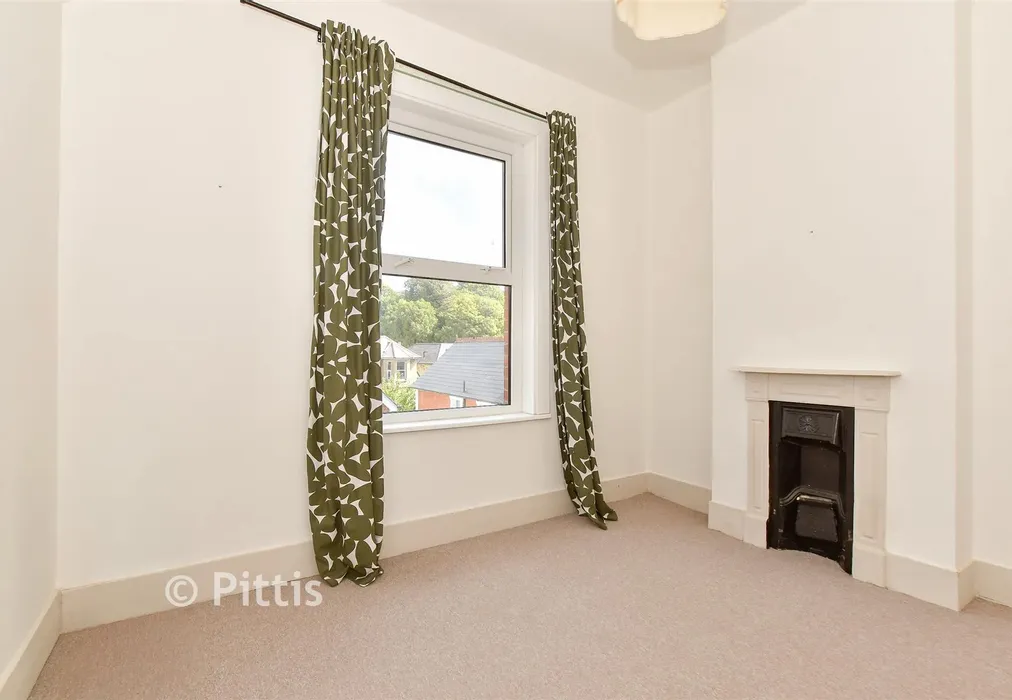 Bedroom 3 - Clarence Road, Ventnor, Isle of Wight - Wards of Kent