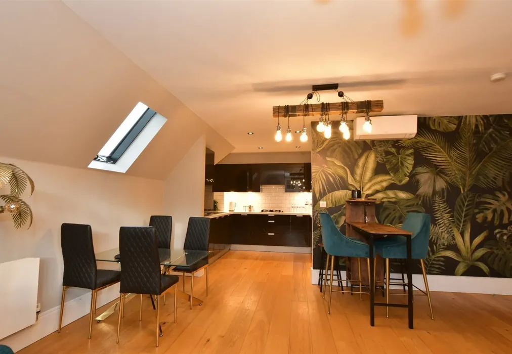 Lounge/Kitchen/Dining Room  - The Galleries, Warley, Brentwood, Essex - Wards of Kent