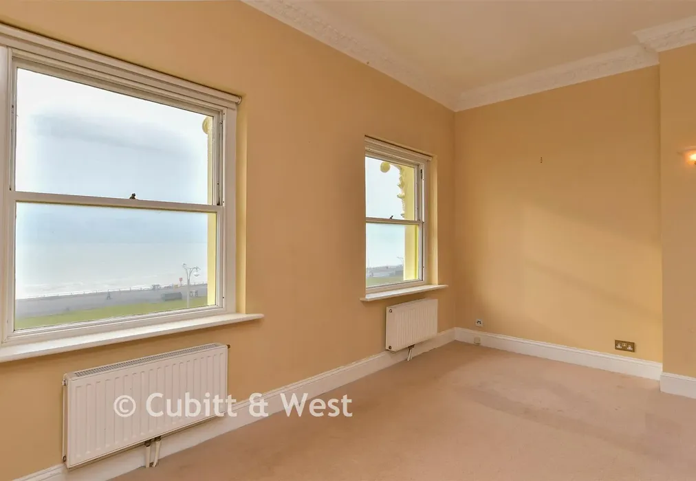 Internal Lifestyle Photograph - Brunswick Terrace, Hove, East Sussex - Wards of Kent