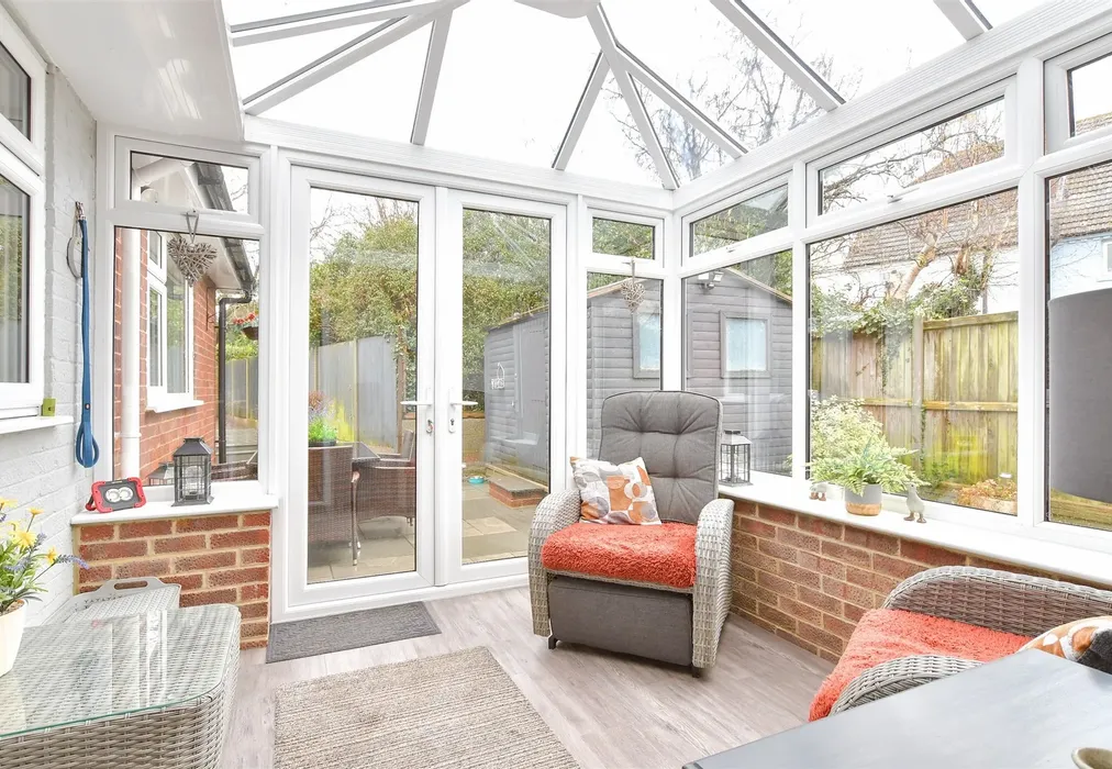 Conservatory - The Street, Oare, Faversham, Kent - Wards of Kent