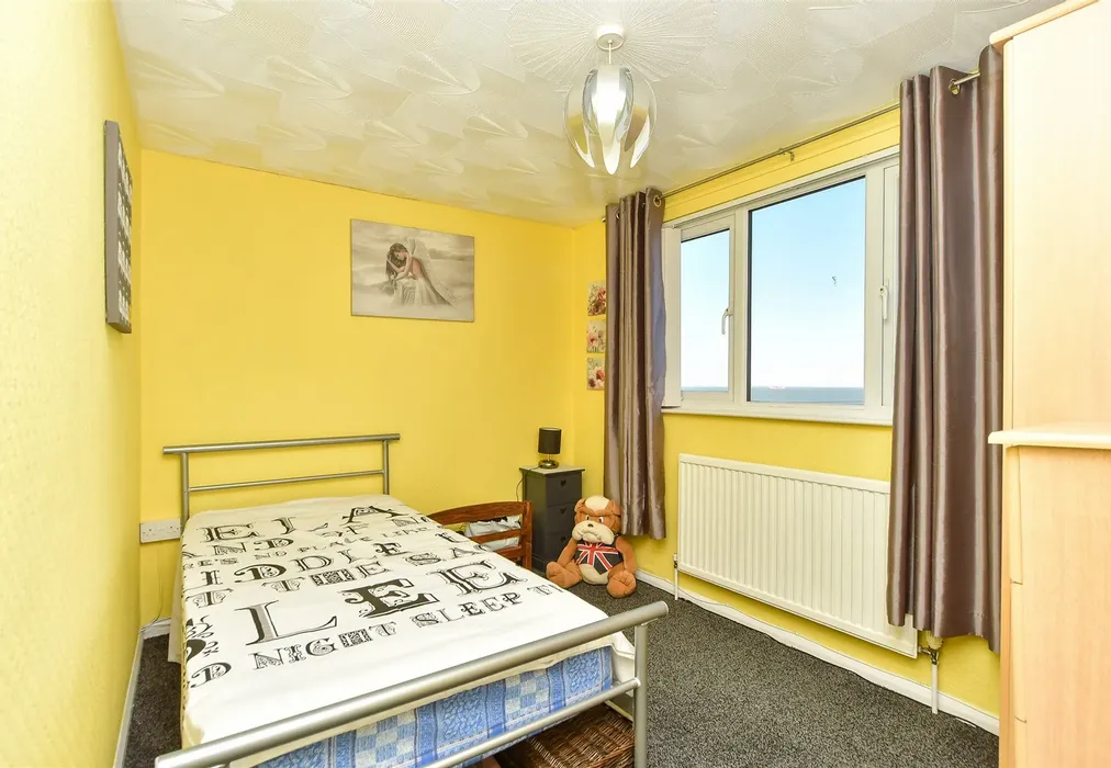 Bedroom 3 - The Leas, Minster-On-Sea, Sheerness, Kent - Wards of Kent
