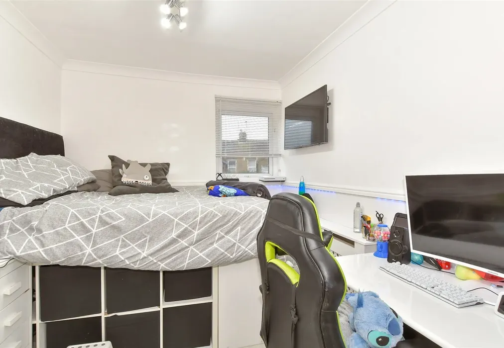 Bedroom 3 - Winstanley Road, Sheerness, Kent - Wards of Kent