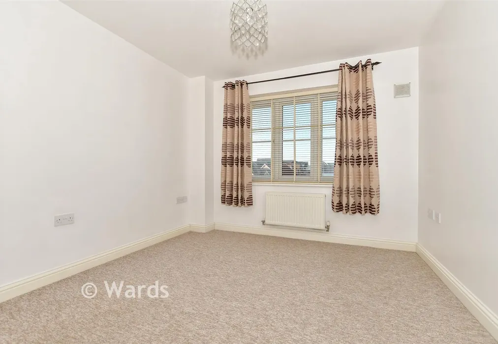 Bedroom 1 - Wherry Close, Margate, Kent - Wards of Kent