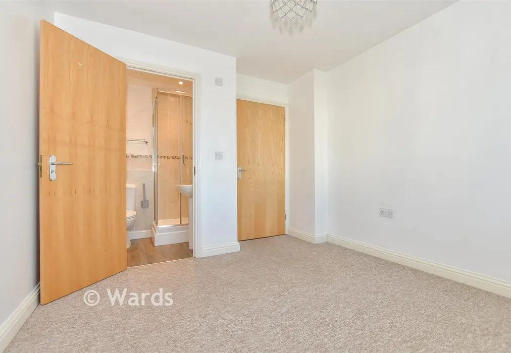 Internal Lifestyle Photograph - Wherry Close, Margate, Kent - Wards of Kent