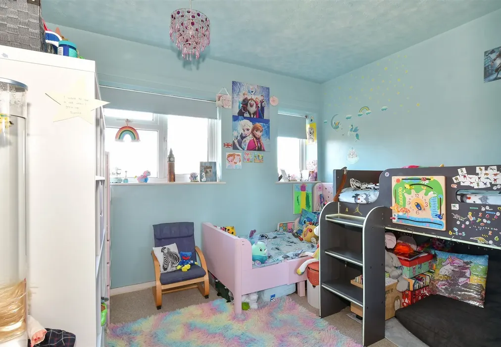 Bedroom 2 - Sunderland Close, Rochester, Kent - Wards of Kent