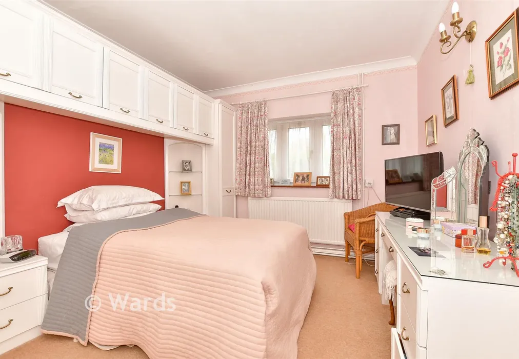 Bedroom 3 - The Green, Woodchurch, Ashford, Kent - Wards of Kent