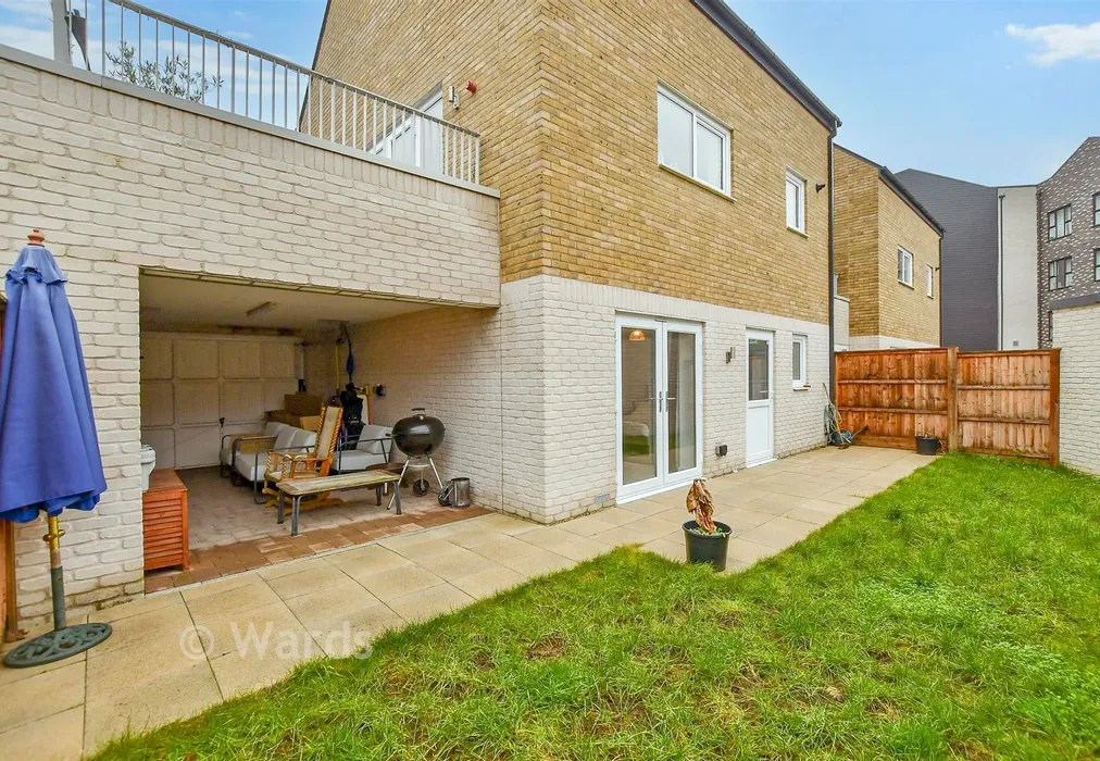 Rear Garden - Spritsail Way, Rochester, Kent - Wards of Kent