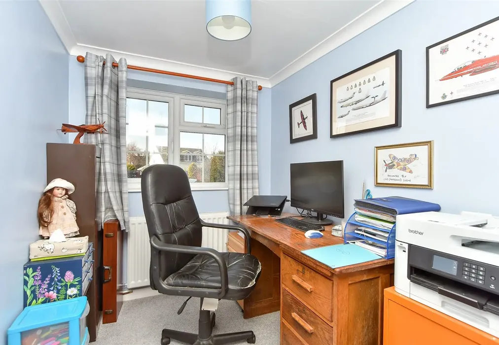 Bedroom 2 - Horselees Road, Boughton-Under-Blean, Faversham, Kent - Wards of Kent