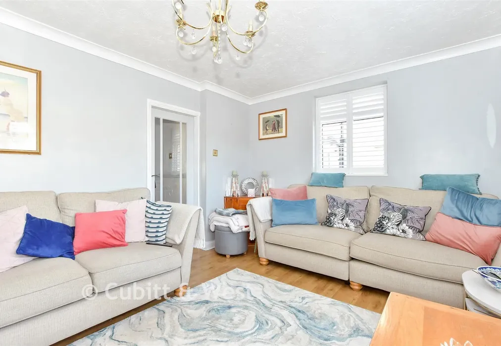 Lounge - Minstead Road, Southsea, Hampshire - Wards of Kent