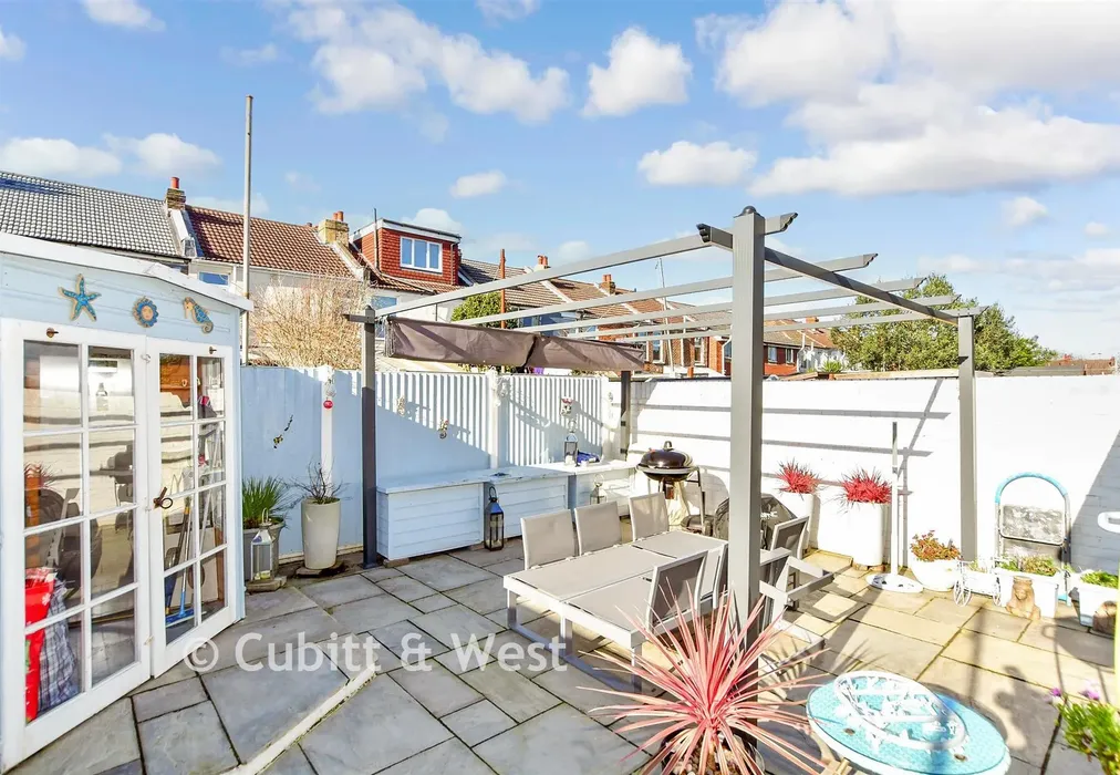 Rear Garden - Minstead Road, Southsea, Hampshire - Wards of Kent
