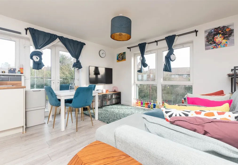 Kitchen / Lounge / Diner - Temple Hill, Dartford, Kent - Wards of Kent
