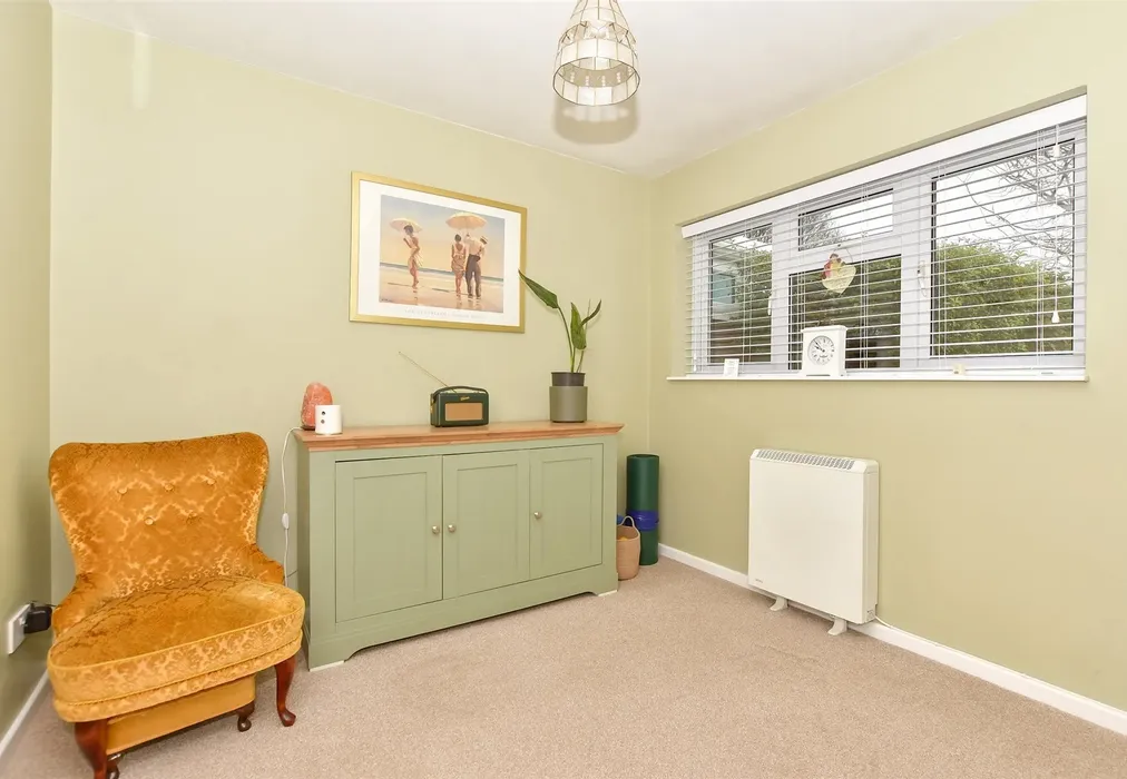 Bedroom 2 - School Road, Hothfield, Ashford, Kent - Wards of Kent
