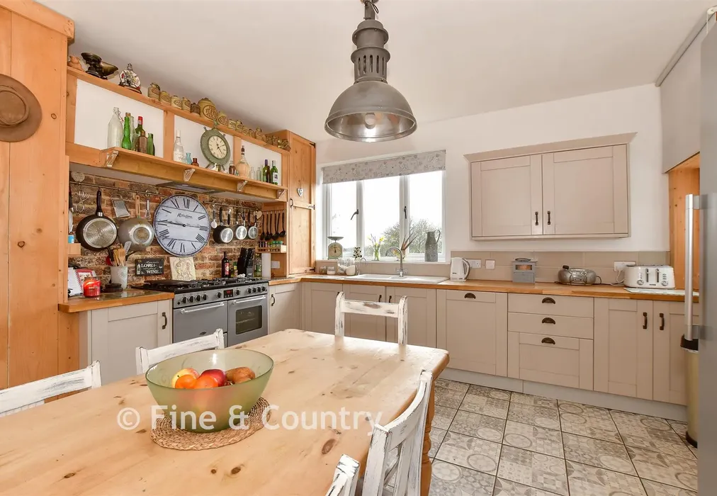Kitchen / Breakfast Room - Harbors Lake Lane, Newchurch, Sandown, Isle of Wight - Wards of Kent